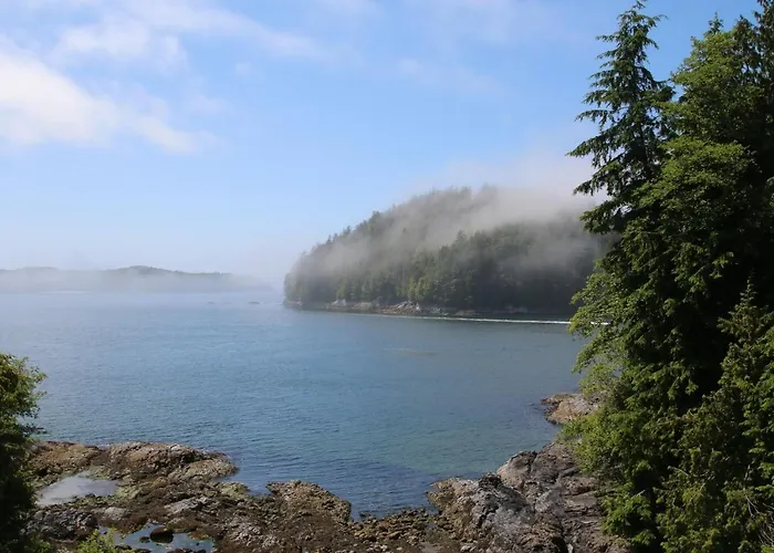 Duffin Cove Resort
