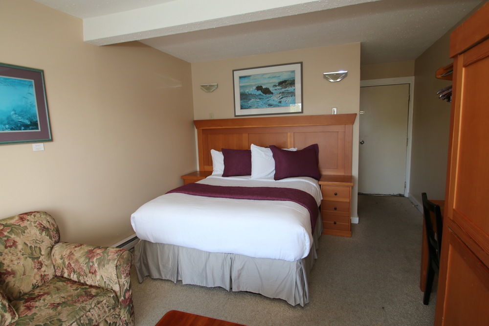 Duffin Cove 4* Tofino